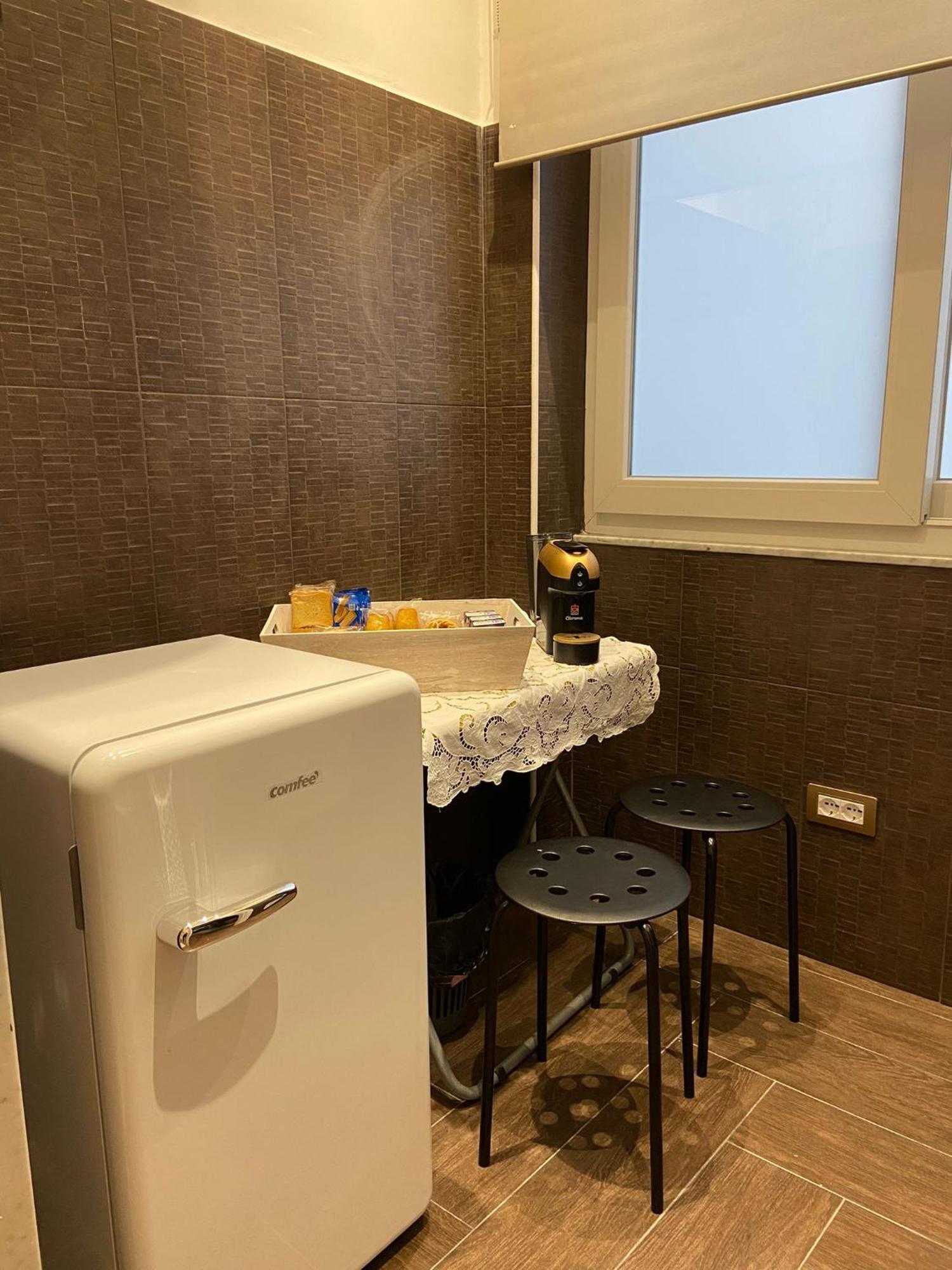 Mada'S Apartment Comfort Бари Екстериор снимка